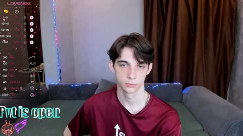 Snapshot of aaron_bang chatting on 05-24-26, 10:26 Aaron Bang online show from 05-24-26, 10:26