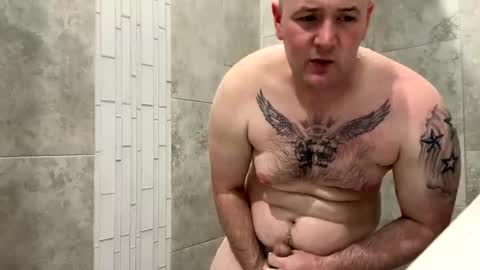 Snapshot of aaron_j2012 chatting on 02-13-25, 01:50 aaron_j2012 online show from 02-13-25, 01:50