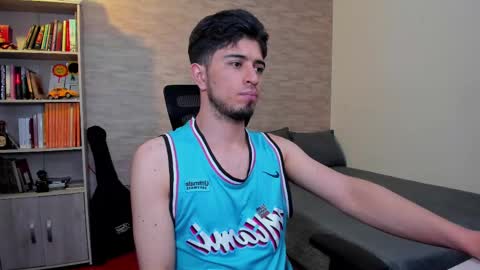 Aaron online show from 03-11-25, 10:09