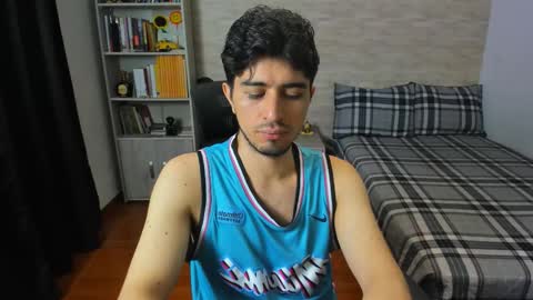 Aaron online show from 11-14-25, 05:55