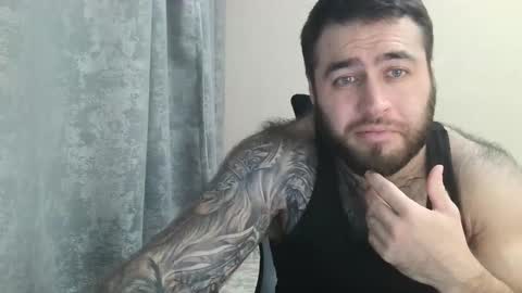 Snapshot of aaron_royal chatting on 11-08-25, 05:01 Davin tayl online show from 11-08-25, 05:01