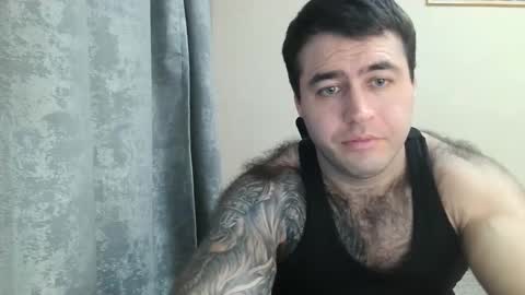 Snapshot of aaron_royal chatting on 11-24-25, 05:34 Davin tayl online show from 11-24-25, 05:34