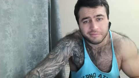 Snapshot of aaron_royal chatting on 12-03-25, 04:16 Davin tayl online show from 12-03-25, 04:16