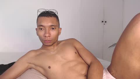 Snapshot of aaronblack1_ chatting on 02-17-25, 05:10 Heyy my name is Aaron online show from 02-17-25, 05:10