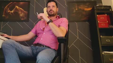 Snapshot of aaronbomer chatting on 02-19-25, 06:55 Aaron online show from 02-19-25, 06:55