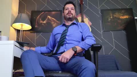 Snapshot of aaronbomer chatting on 11-09-25, 03:05 Aaron online show from 11-09-25, 03:05