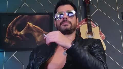 Aaron online show from 03-01-26, 07:32