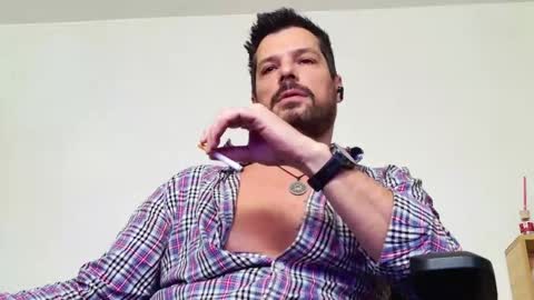 Aaron online show from 04-21-26, 04:52