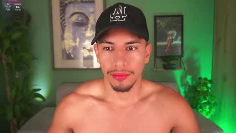 Snapshot of aaronfox_ chatting on 02-28-25, 09:36 AARON online show from 02-28-25, 09:36