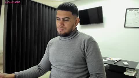 ig aaron hunter123 online show from 03-10-26, 01:16