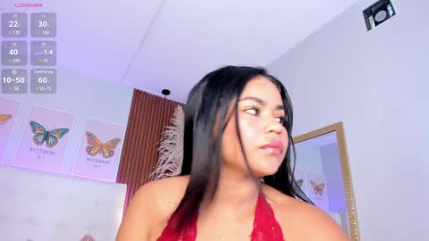 Snapshot of aashley_jones chatting on 01-17-25, 01:15 Aashley online show from 01-17-25, 01:15