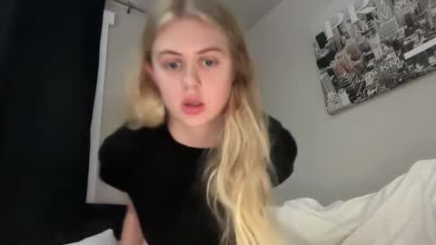 Snapshot of ababyy2901 chatting on 10-08-25, 06:55 ababyy2901 online show from 10-08-25, 06:55