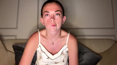 Snapshot of abbie_xo1 chatting on 01-13-26, 05:18 Abbie xo online show from 01-13-26, 05:18