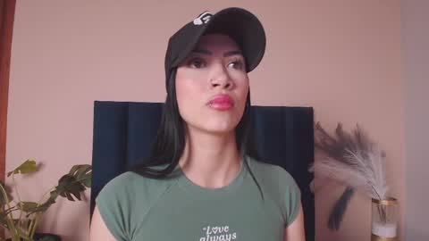 Snapshot of abbiejoness_ chatting on 06-06-26, 12:10 Abbie Joness online show from 06-06-26, 12:10