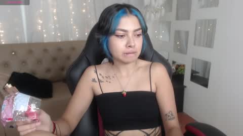 Snapshot of abbiross chatting on 12-02-24, 07:38 Abbi online show from 12-02-24, 07:38