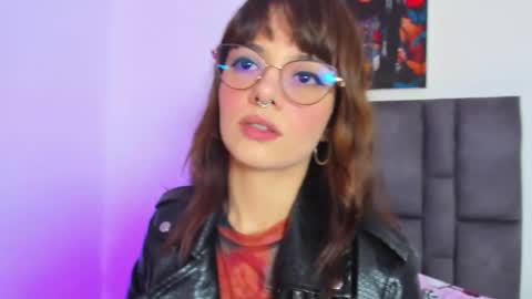 abby jones online show from 10-11-25, 03:21