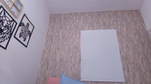 Abby online show from 11-05-25, 07:14