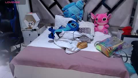 Snapshot of abby_sexyxx chatting on 12-30-24, 01:15 abby sexyxx online show from 12-30-24, 01:15