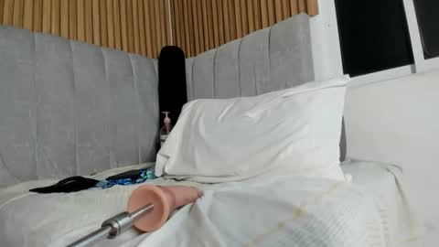 Snapshot of abby_swett1 chatting on 02-15-26, 06:37 abby_swett1 online show from 02-15-26, 06:37