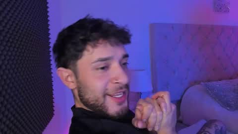 Snapshot of abbyandchris1 chatting on 12-21-25, 01:51 START TRANSMISSION ---- AM COLOMBIA TIME online show from 12-21-25, 01:51