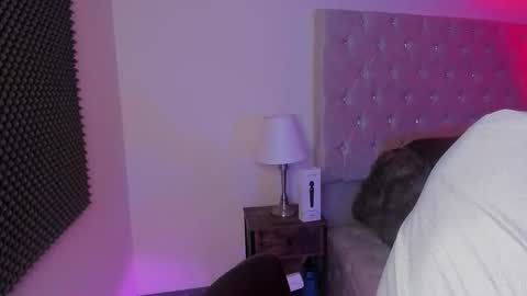 Snapshot of abbyandchris1 chatting on 01-31-26, 10:19 START TRANSMISSION ---- AM COLOMBIA TIME online show from 01-31-26, 10:19