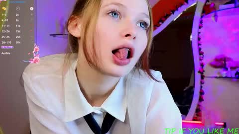 Snapshot of abbycartman chatting on 03-09-26, 03:49 Abby online show from 03-09-26, 03:49