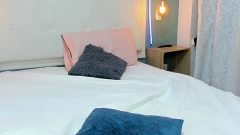 Abby Dixon  online show from 12-20-24, 03:36