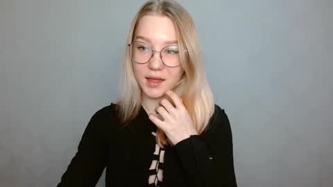 Snapshot of abbymoore__ chatting on 02-07-25, 09:58 Abby Lovense is active online show from 02-07-25, 09:58