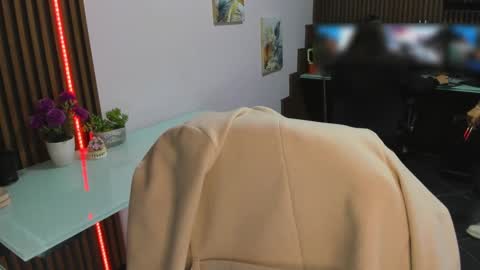 Abby Stones online show from 02-12-25, 11:51