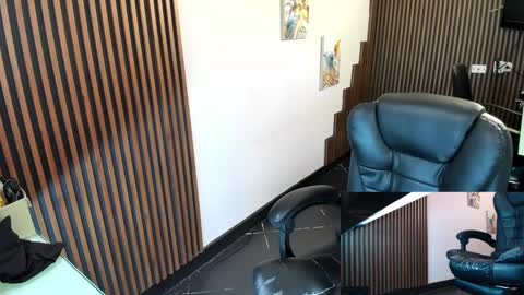 Abby Stones online show from 09-12-25, 10:37