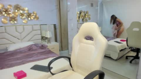 Snapshot of abbysweet18_ chatting on 03-09-26, 09:41 Abby online show from 03-09-26, 09:41