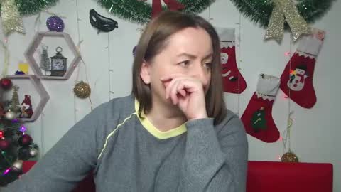 abbytaylorr online show from 12-15-24, 07:46