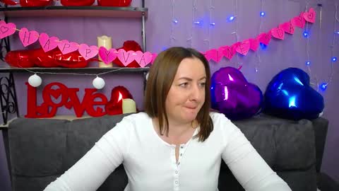 abbytaylorr online show from 02-09-25, 10:20