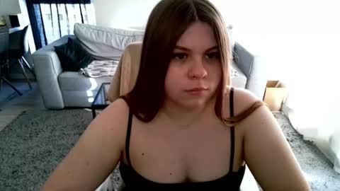 Snapshot of abbyvibe chatting on 10-18-25, 11:44 abbyvibe online show from 10-18-25, 11:44