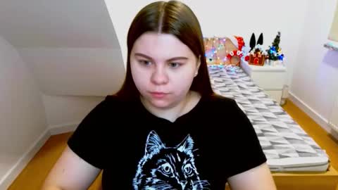 Snapshot of abbyvibe chatting on 12-15-25, 12:20 abbyvibe online show from 12-15-25, 12:20