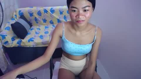 Snapshot of abbywinter18 chatting on 09-26-25, 12:47 abbywinter18 online show from 09-26-25, 12:47