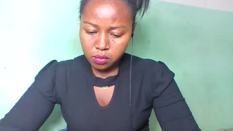 abella677022 online show from 06-19-26, 06:01