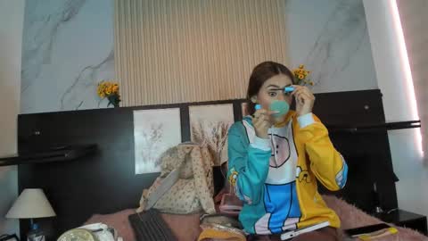 Abella online show from 09-12-25, 02:17