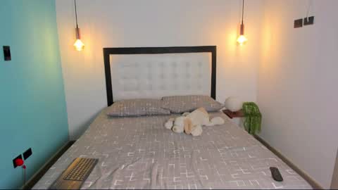  Abella and Kendra  online show from 02-28-25, 10:39