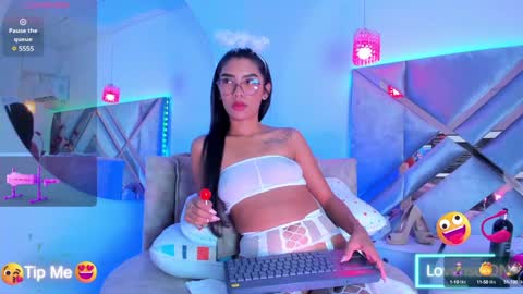 abelladgr online show from 01-19-25, 03:18