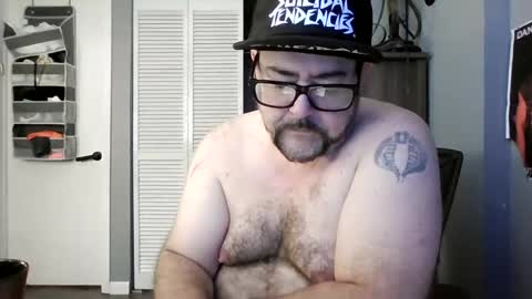 Snapshot of abennett76 chatting on 06-27-26, 01:50 AJ online show from 06-27-26, 01:50