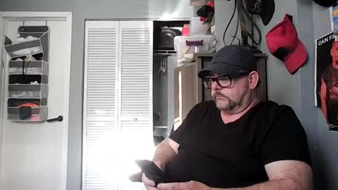 Snapshot of abennett76 chatting on 07-13-26, 02:14 AJ online show from 07-13-26, 02:14