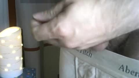 AbercrombieGuy22 online show from 05-25-26, 04:07