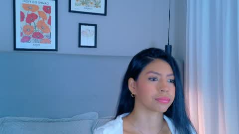 Snapshot of abiehils chatting on 06-06-26, 11:26 abiehils online show from 06-06-26, 11:26