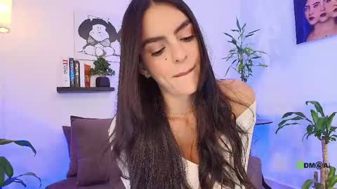 Snapshot of abigail_cruz_ chatting on 06-07-26, 09:29 Abigail online show from 06-07-26, 09:29