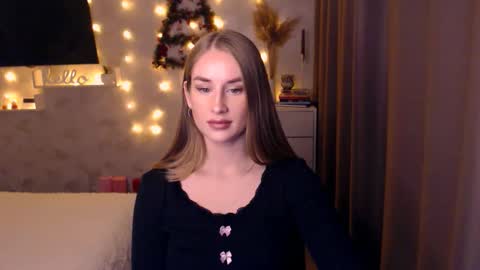 Anna online show from 12-15-25, 06:23