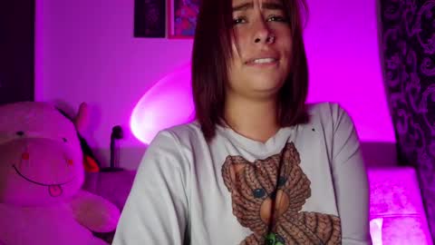 Snapshot of abigail_hobbs2 chatting on 01-19-25, 10:17 Aby online show from 01-19-25, 10:17