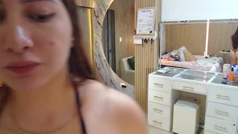 Snapshot of abigailowensss chatting on 02-13-26, 06:31 abigailowensss online show from 02-13-26, 06:31