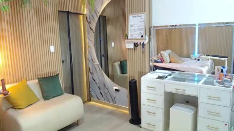 Snapshot of abigailowensss chatting on 02-24-26, 08:01 abigailowensss online show from 02-24-26, 08:01