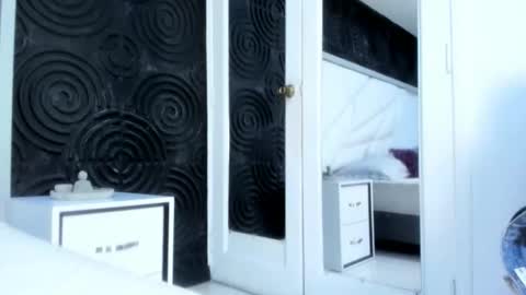 Abigail online show from 11-10-25, 11:09